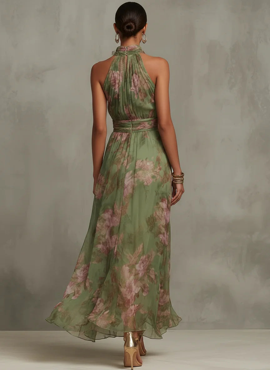 Juliette Mónaco- Vestido largo verde con estampado floral de gasa y escote halter
